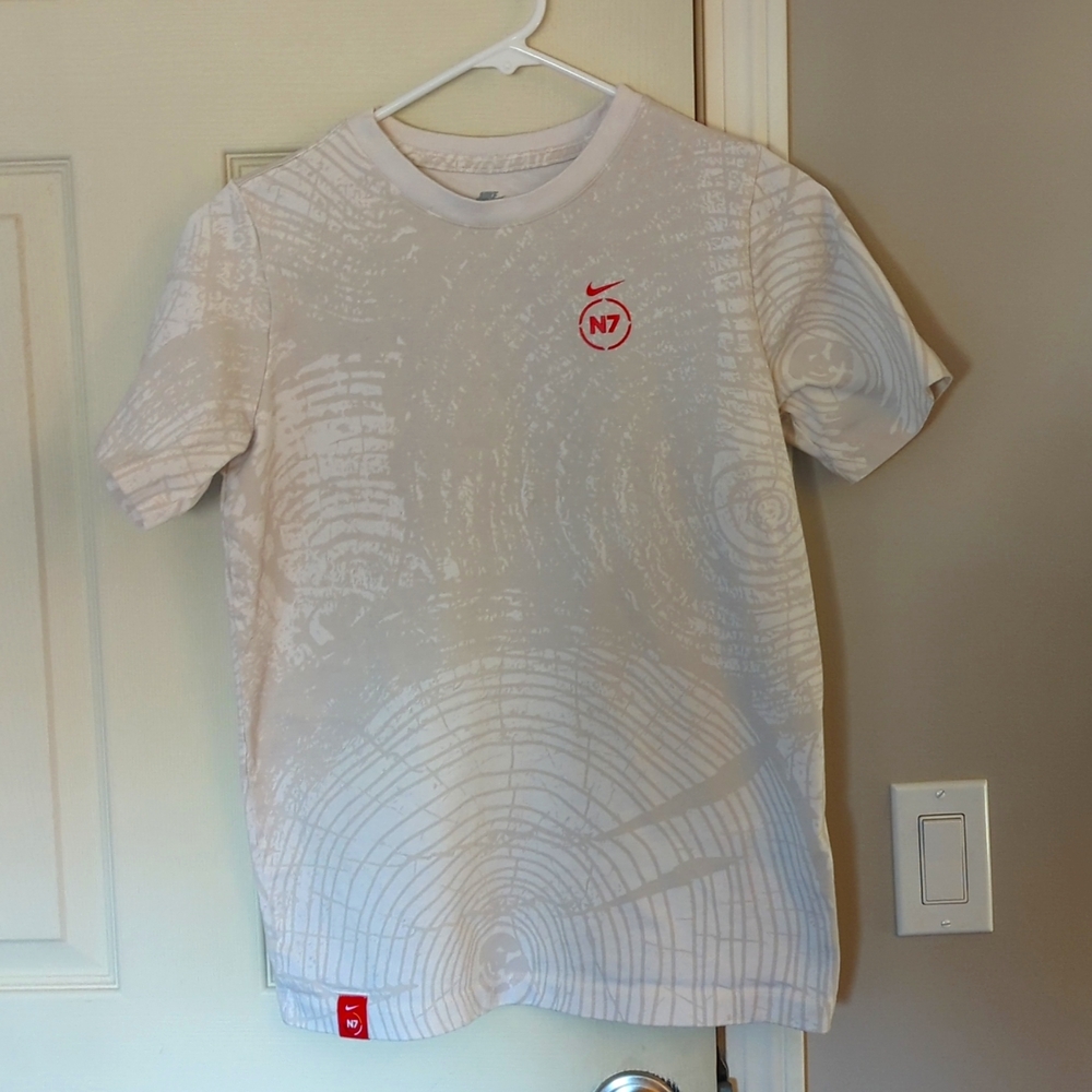 Nike SB N7 Big Kids XL- NWOT- tree ring pattern